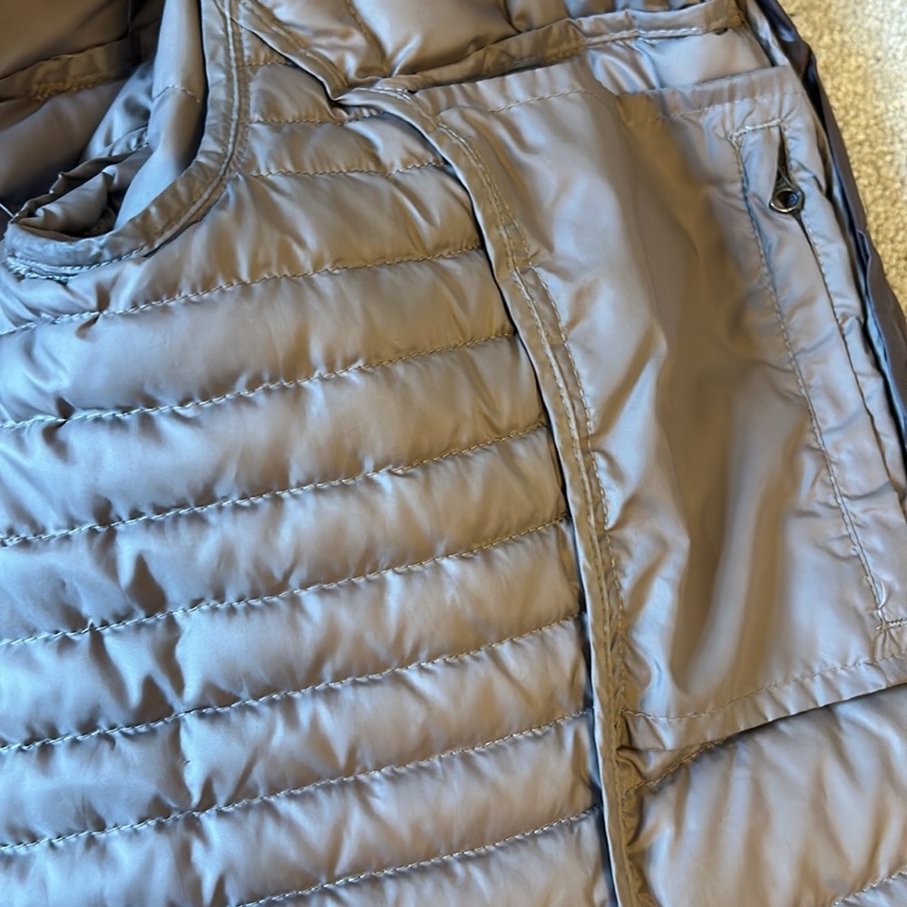Eddie Bauer winter puffer jacket women’s size S - Picture 8 of 15